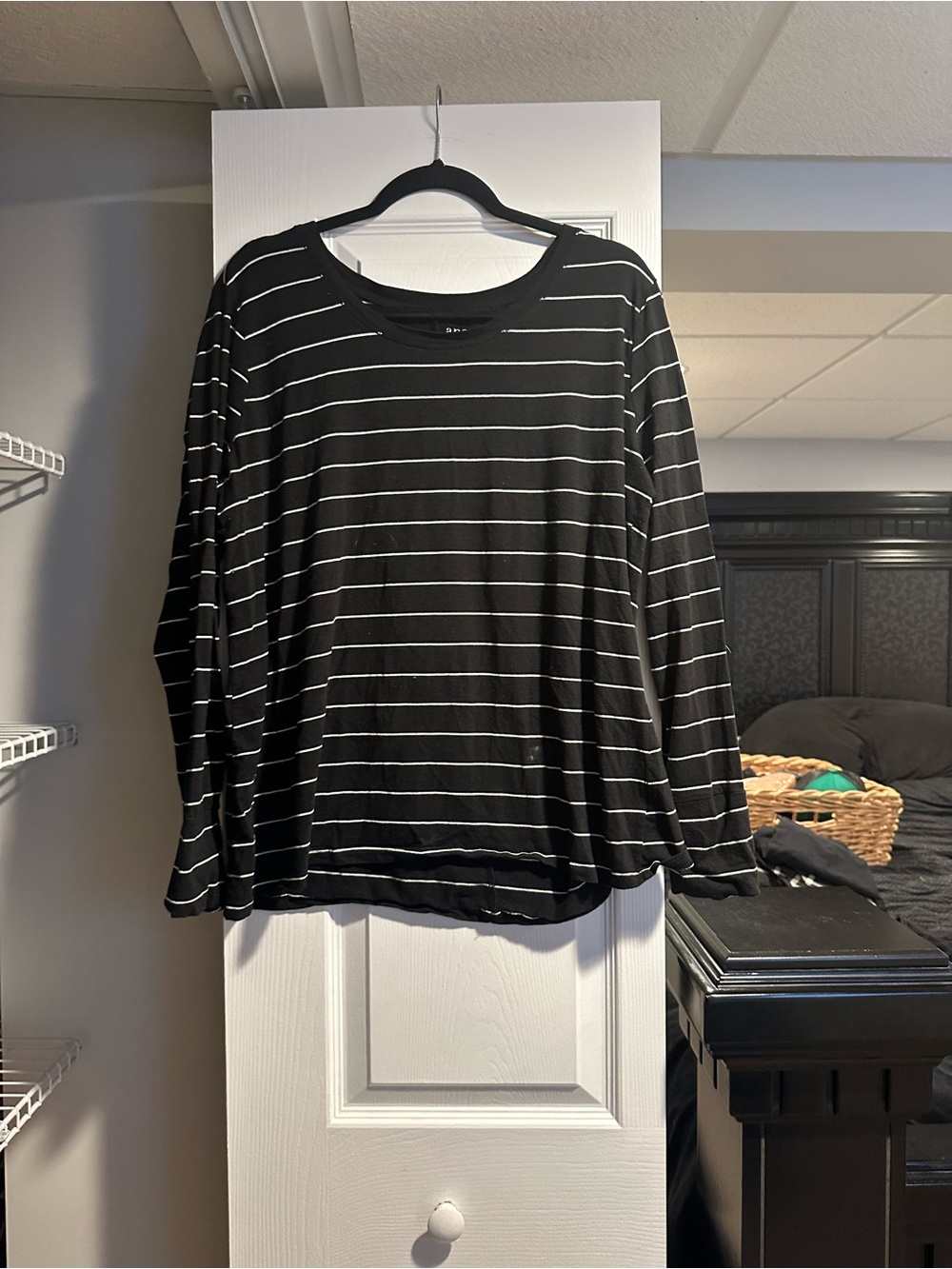 Women’s long sleeve shirt